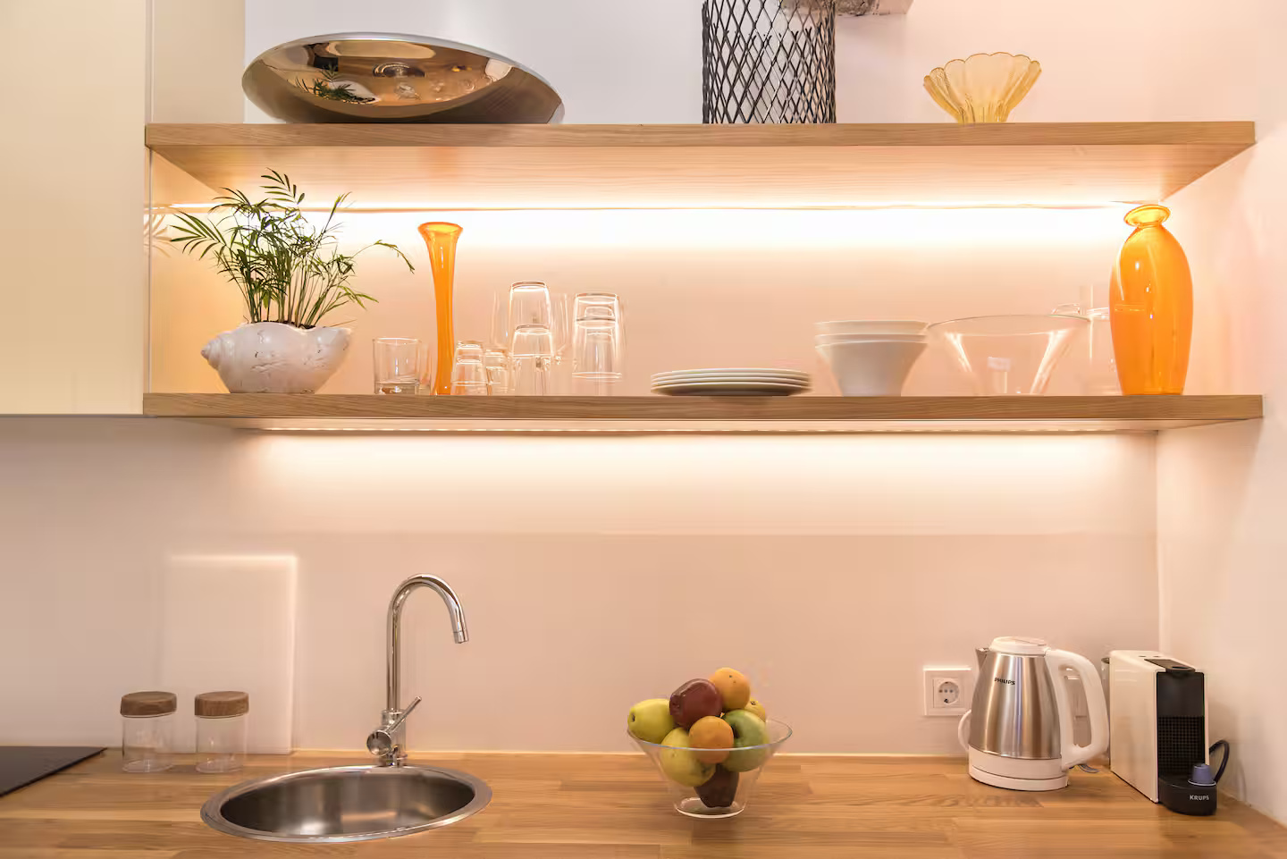 37aa7df6-9393-4c00-a18c-037f6be0077b