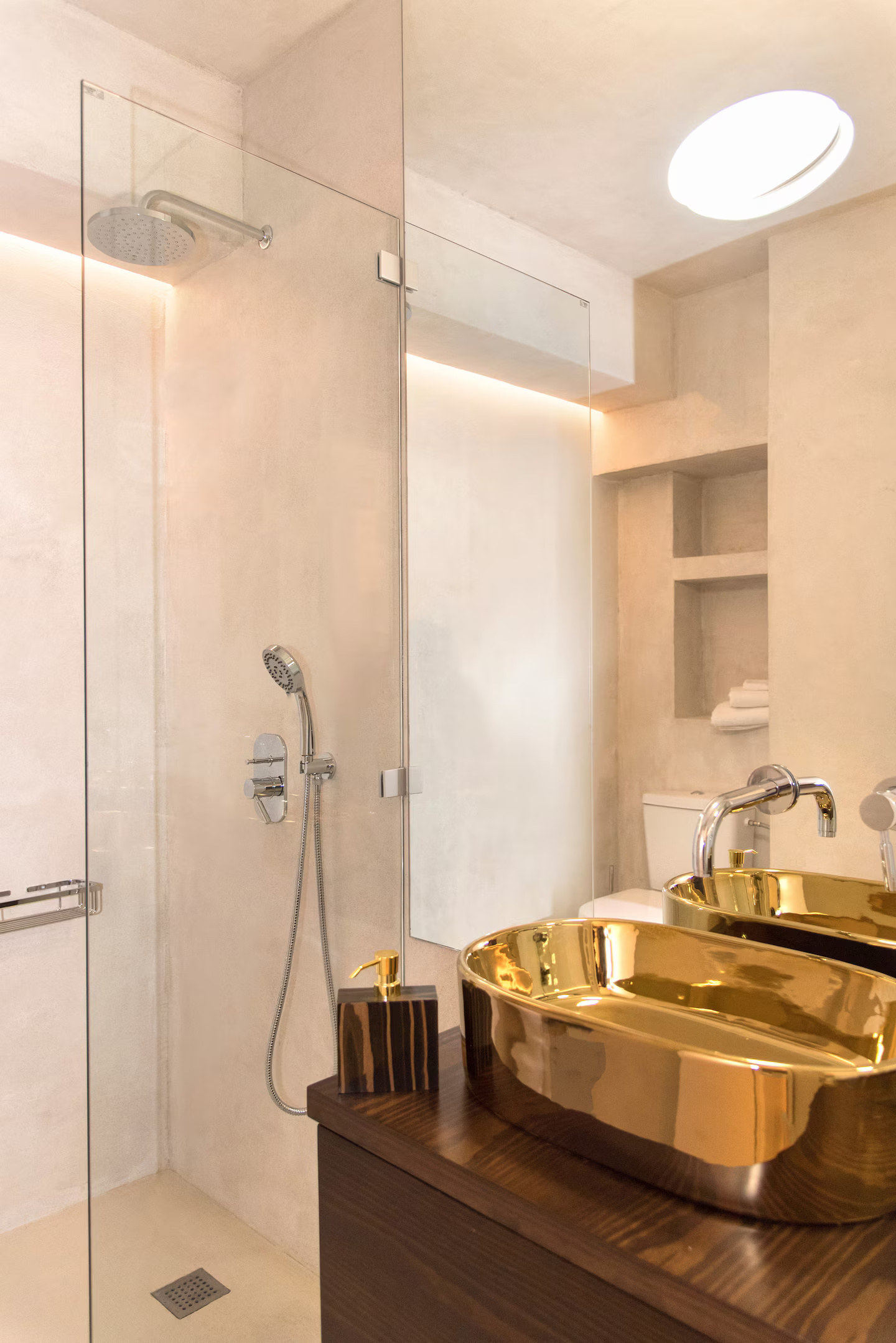 5edaeaf6-f021-4e01-a1ba-00ed7da7550c